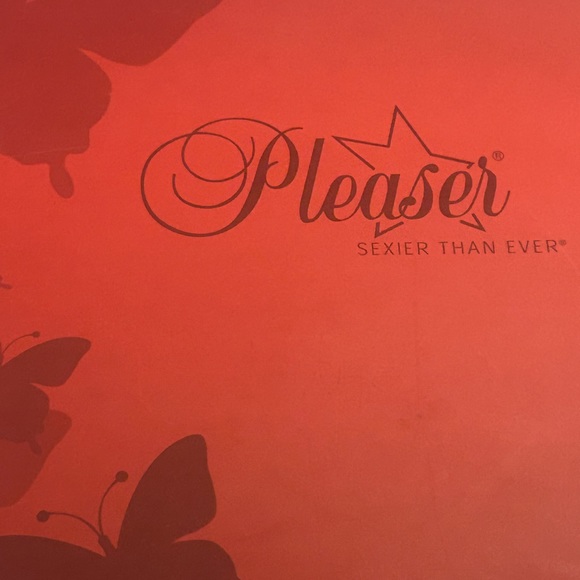 Hello Girlies - Picture 9 of 15